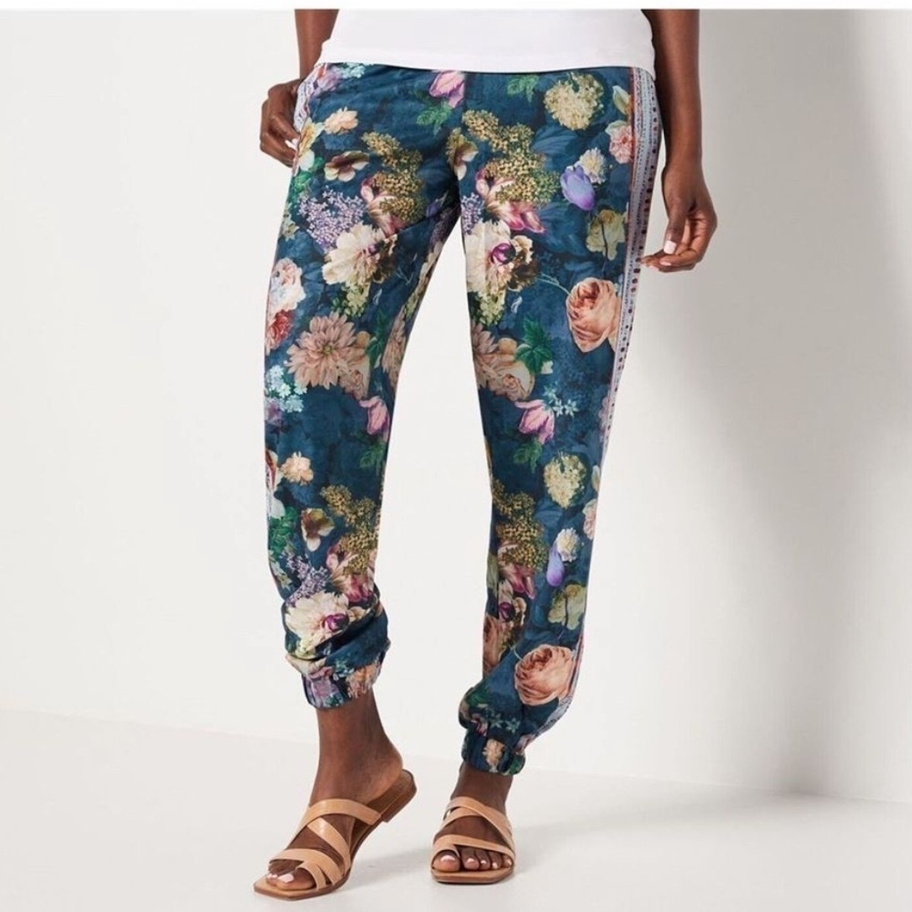 Tolani Collection Floral Printed Jogger Pants